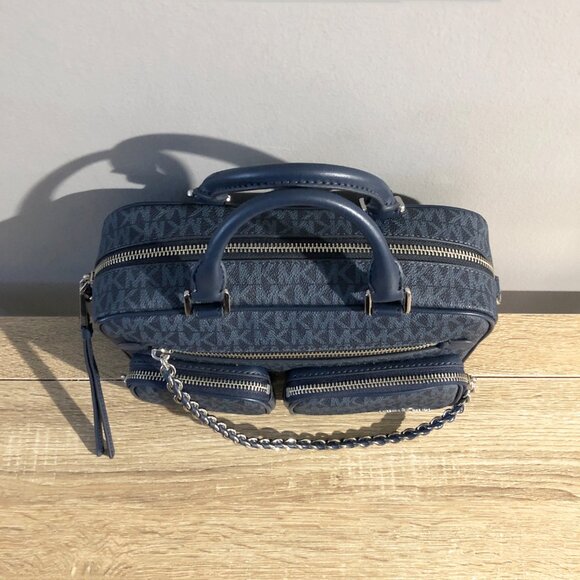 Michael Kors Elliot Medium Logo Admiral/Blue Utility Camera Messenger Bag - Picture 8 of 16